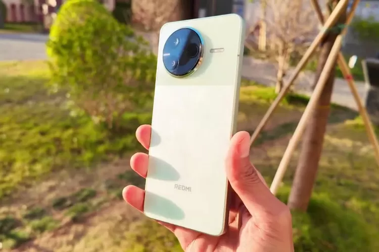 Poco F7